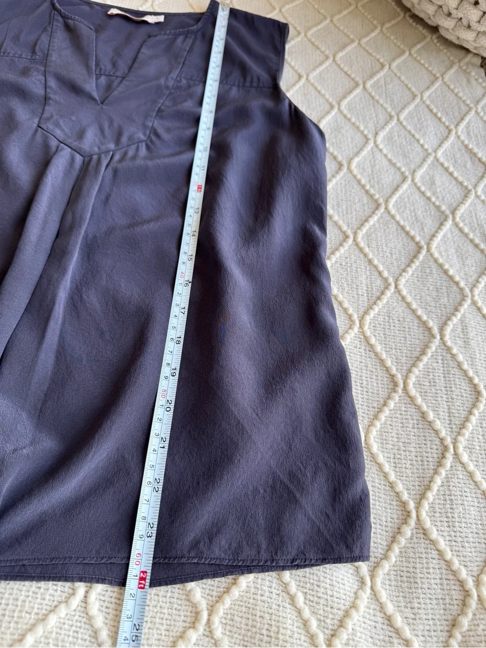 Tory Burch 100% Silk Sleeveless Blouse Top Charcoal V-Neck Pleated Size S